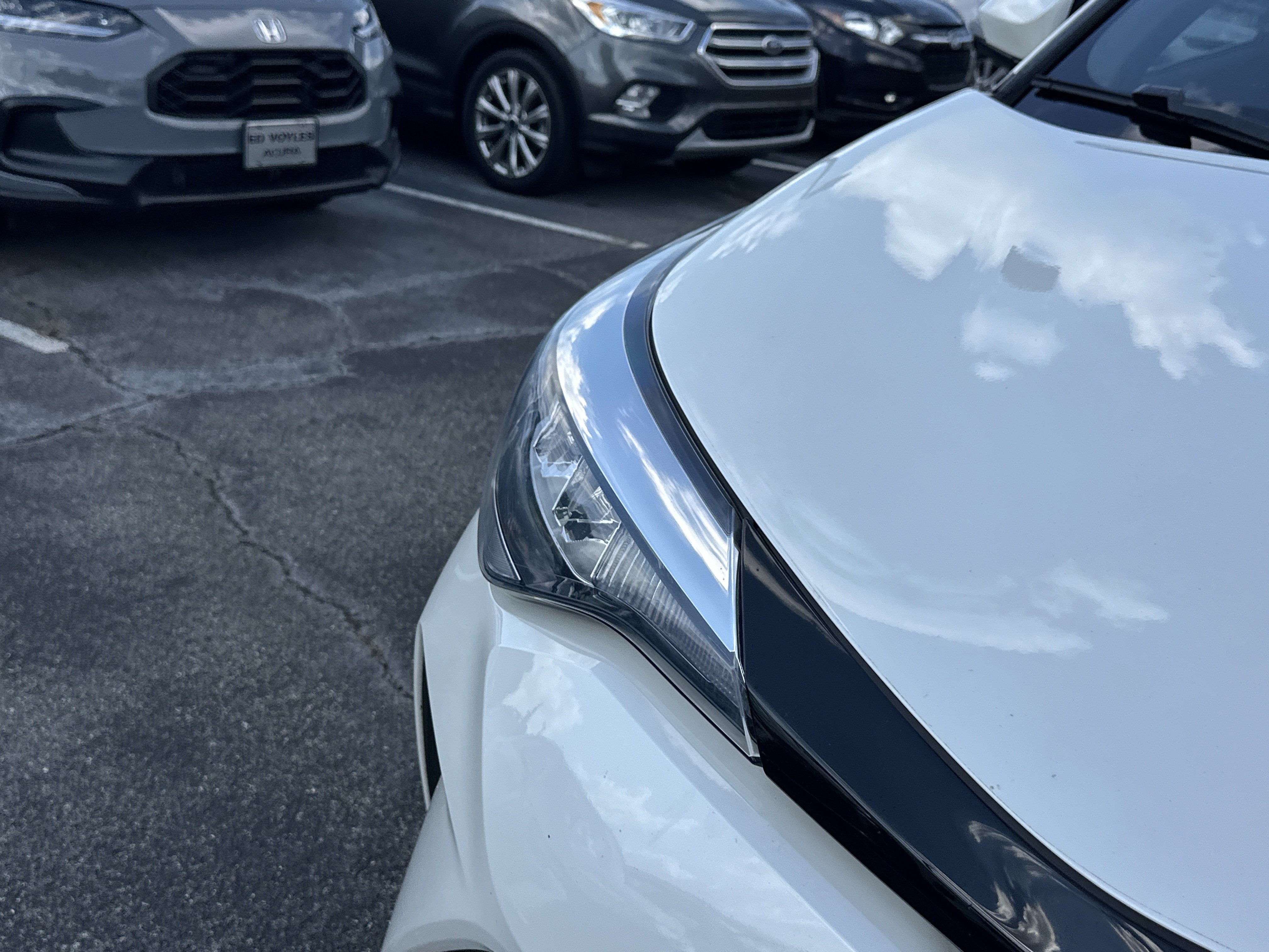 Used 2021 Toyota C-HR XLE FWD image 12