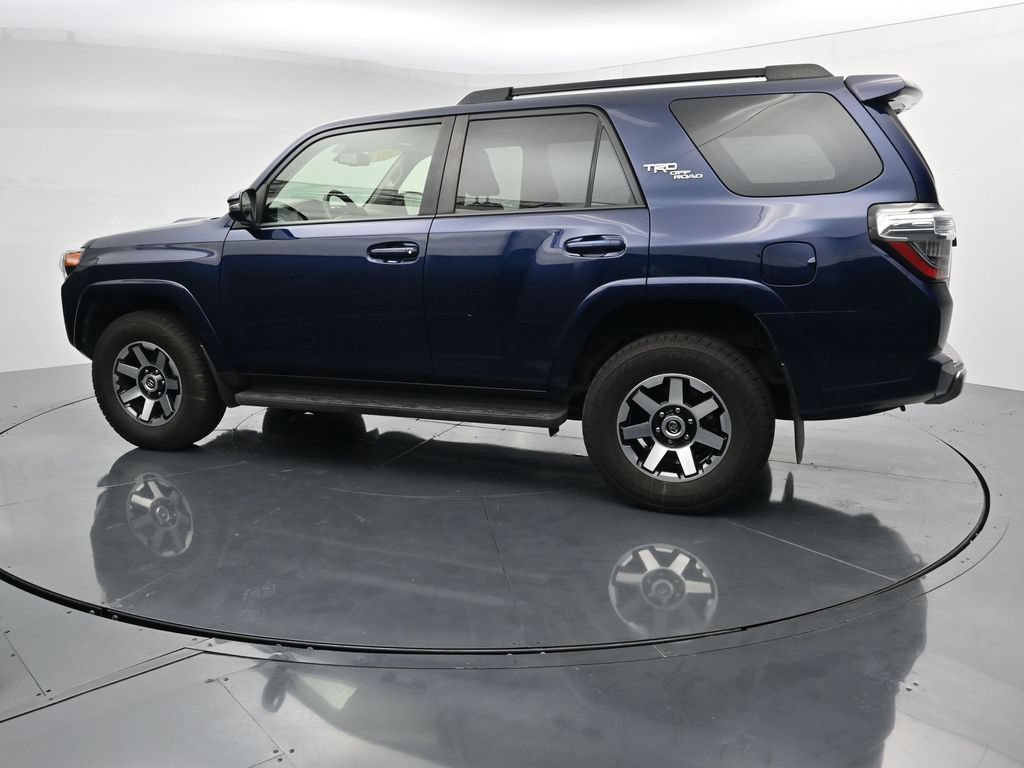 Used 2022 Toyota 4Runner TRD Off-Road Premium w/ Moonroof Package AWD/4WD image 5