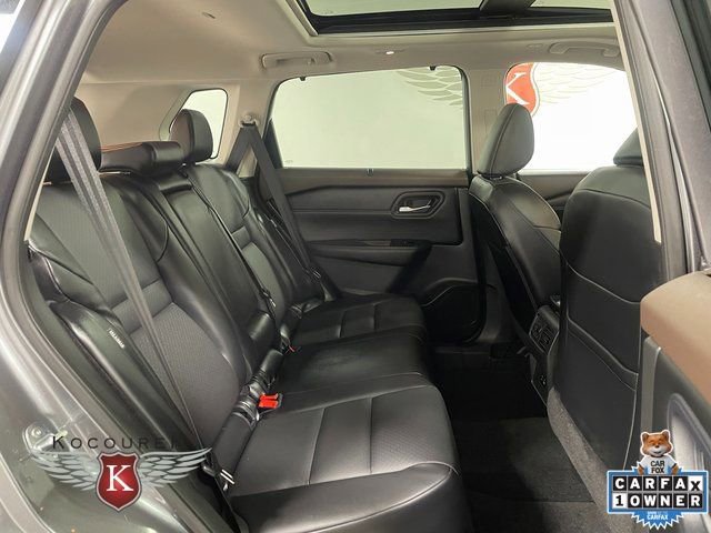 Used 2023 Nissan Rogue SV w/ SV Premium B Package image 23