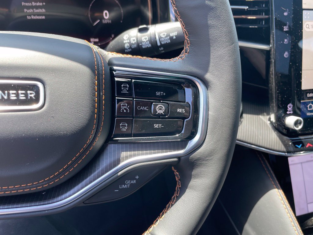 New 2026 Jeep Grand Wagoneer Summit AWD/4WD image 18