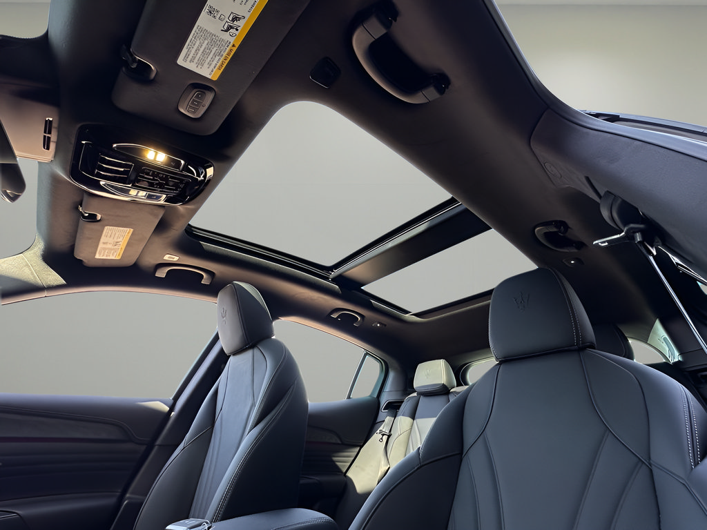 New 2025 Maserati Grecale Modena AWD/4WD image 20