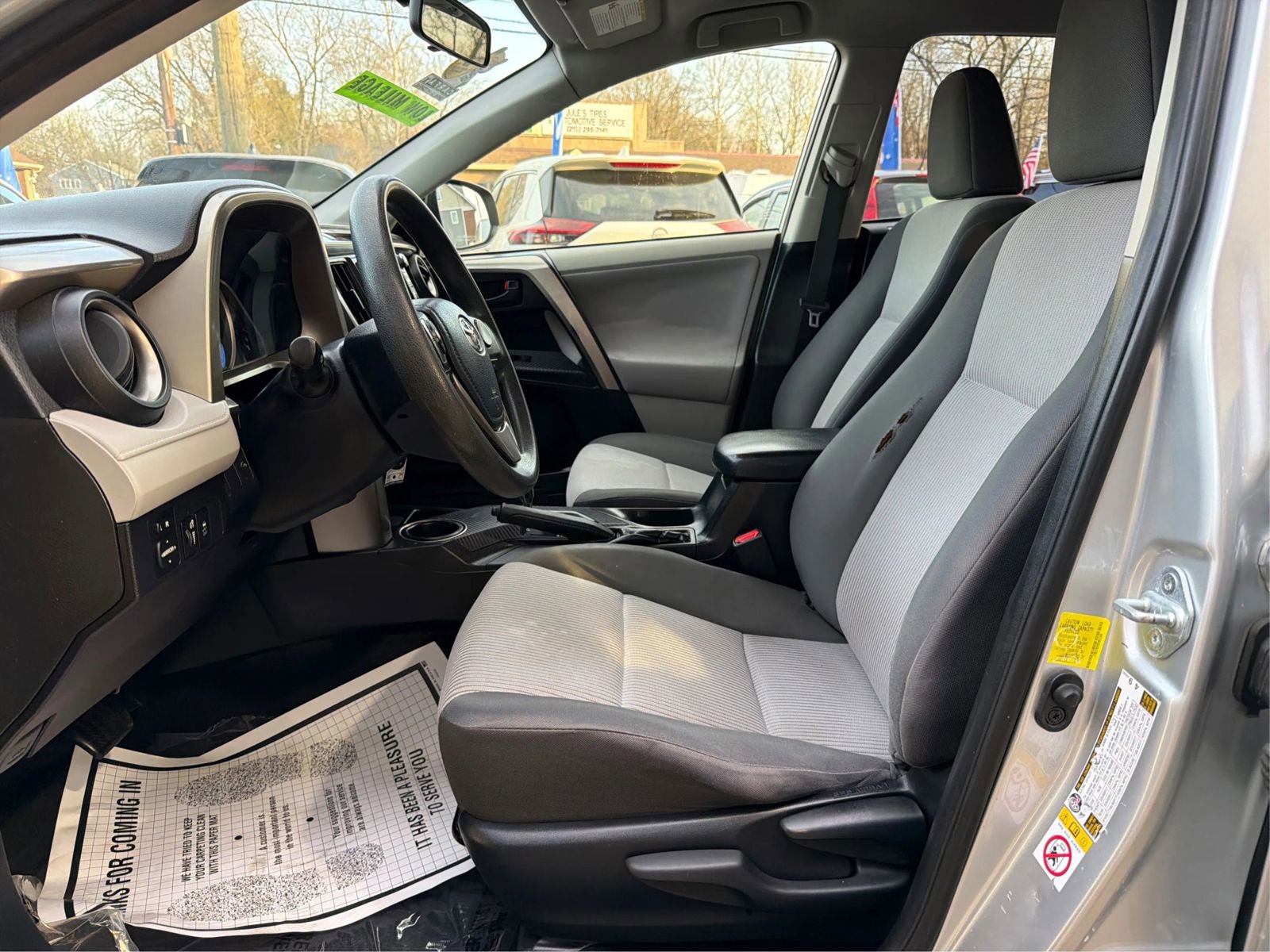 Used 2013 Toyota RAV4 LE image 18