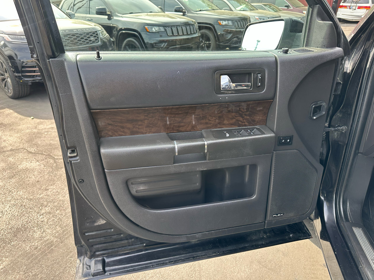 Used 2019 Ford Flex Limited image 12