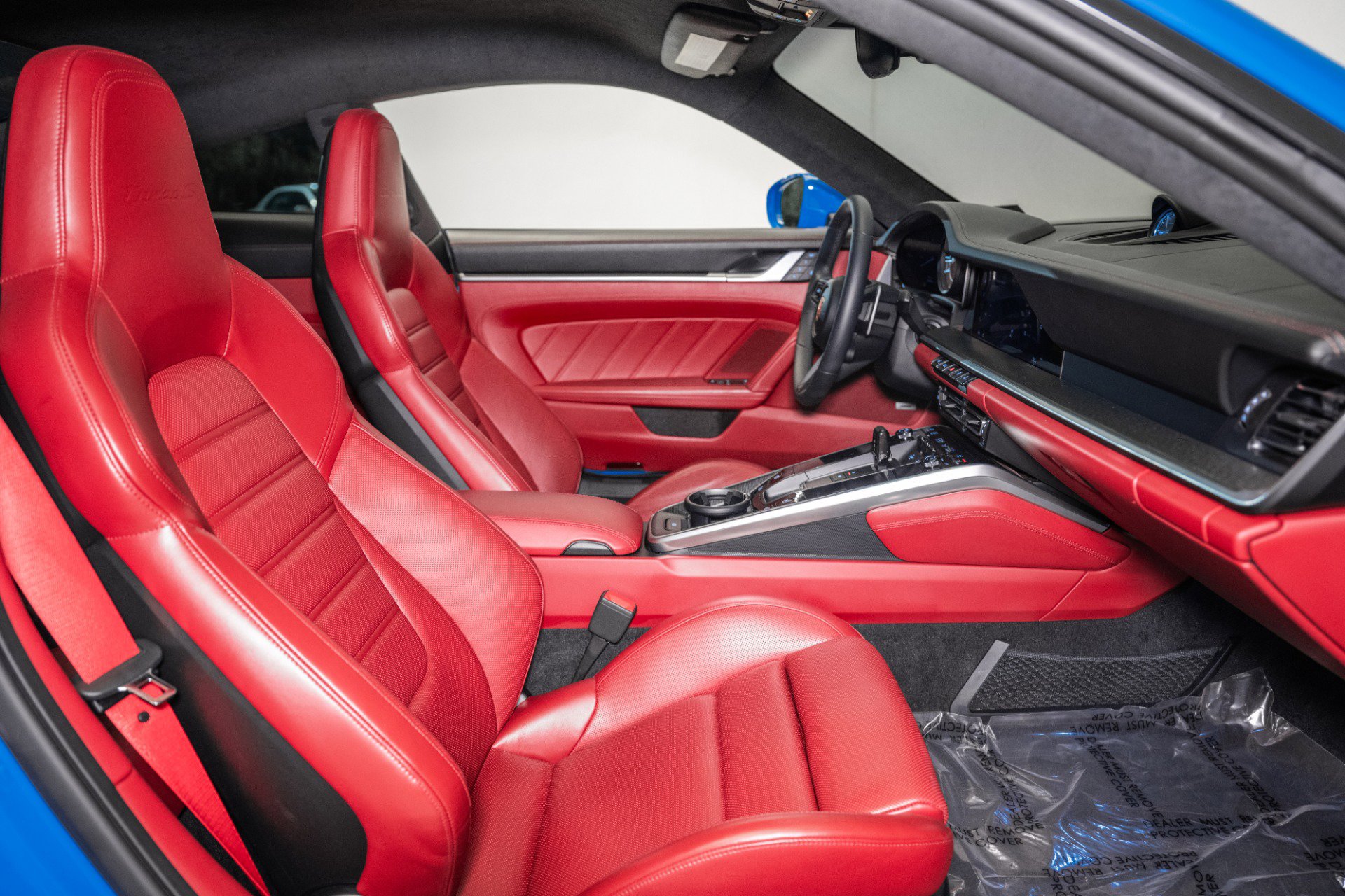 Used 2022 Porsche 911 Turbo S image 19