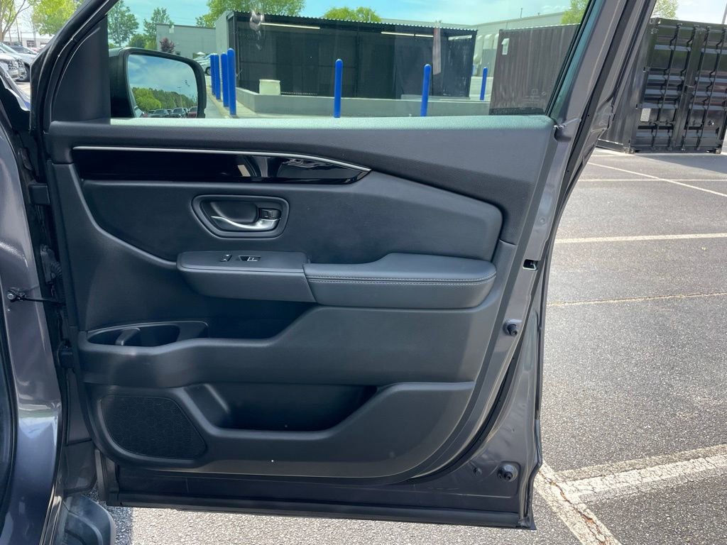 Certified 2025 Honda Pilot EX-L image 30