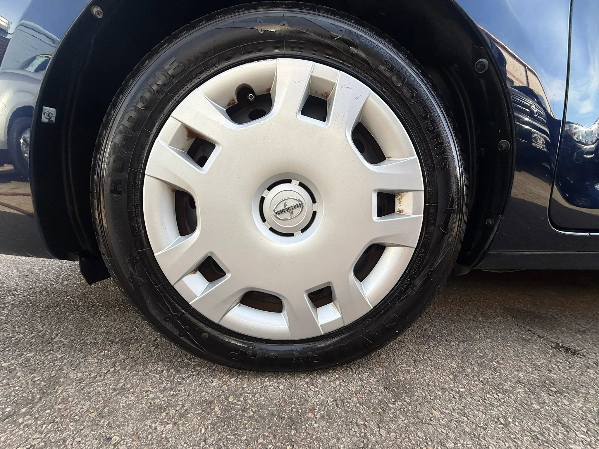 Used 2015 Scion xB Hatchback 4D image 23