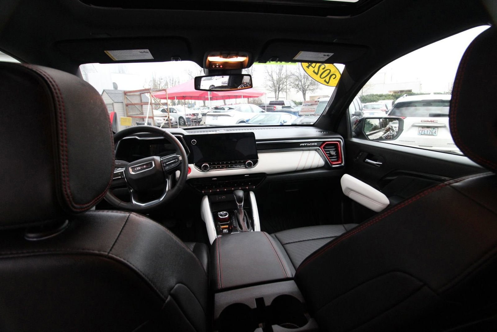 Used 2024 GMC Canyon AT4X AWD/4WD image 17