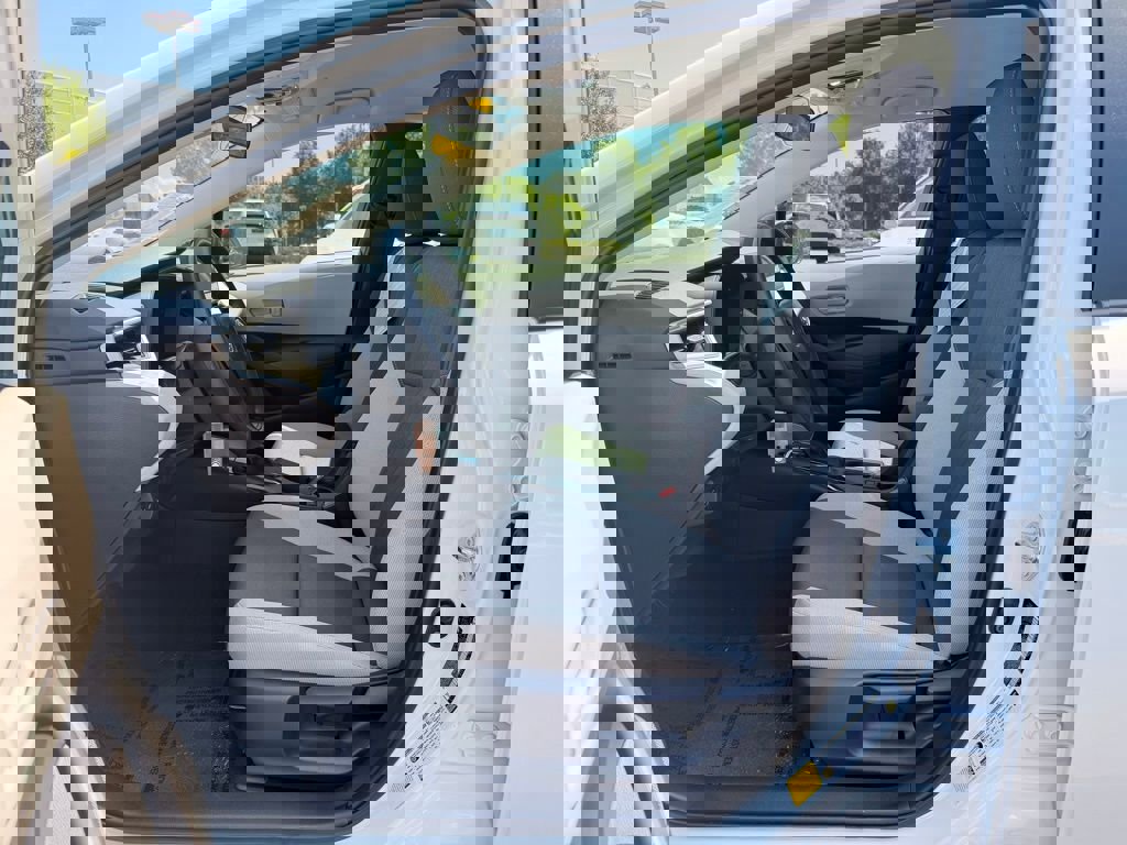 Used 2026 Toyota Corolla LE FWD image 23