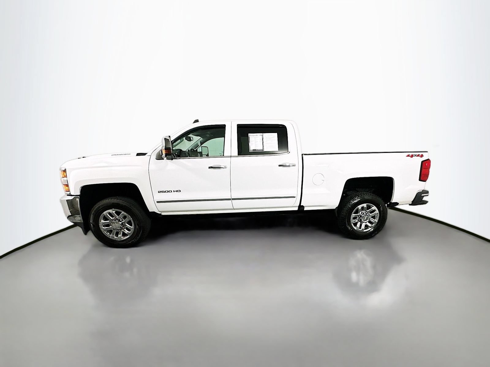 Used 2018 Chevrolet Silverado 2500 LTZ w/ Duramax Plus Package AWD/4WD image 4