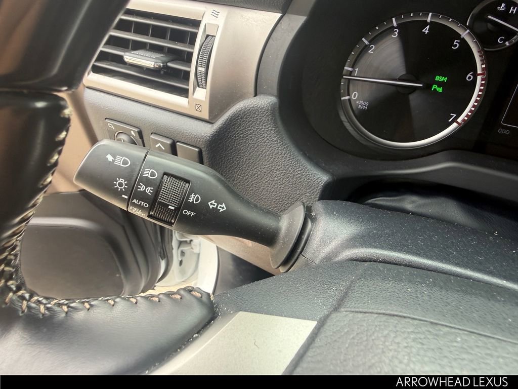 Used 2022 Lexus GX 460 Premium w/ Premium Package image 19