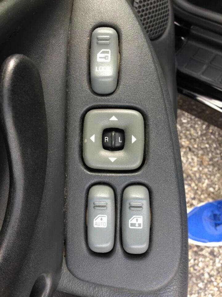 Used 1998 Pontiac Firebird Formula image 24