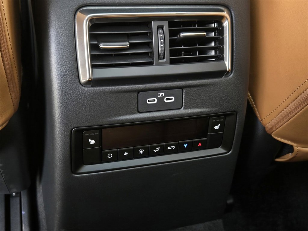 Certified 2025 MAZDA CX-70 3.3 Turbo S w/ Premium Plus image 15