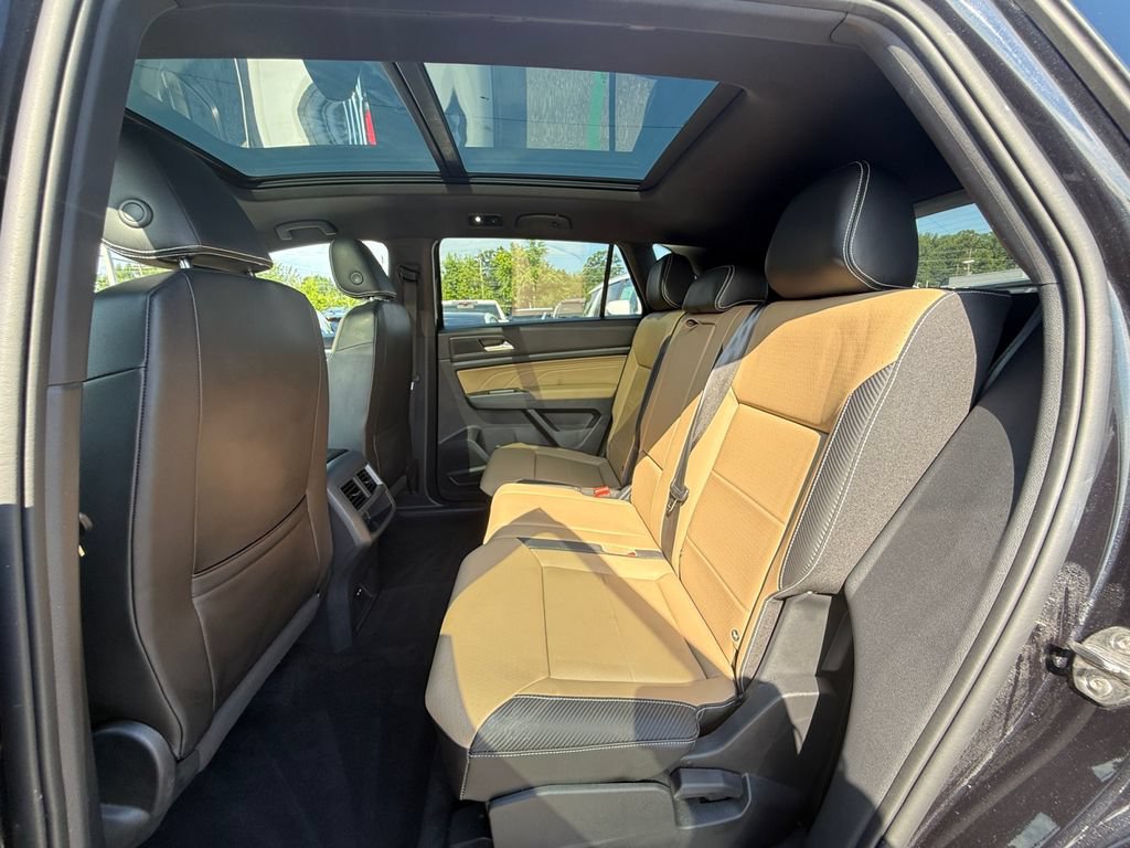 Used 2021 Volkswagen Atlas Cross Sport SEL AWD/4WD image 23