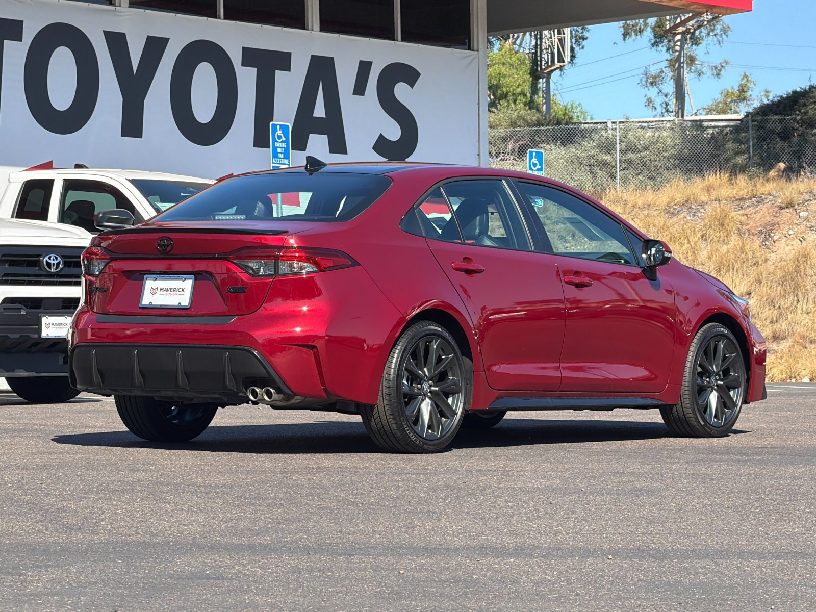 Used 2026 Toyota Corolla XSE FWD image 5