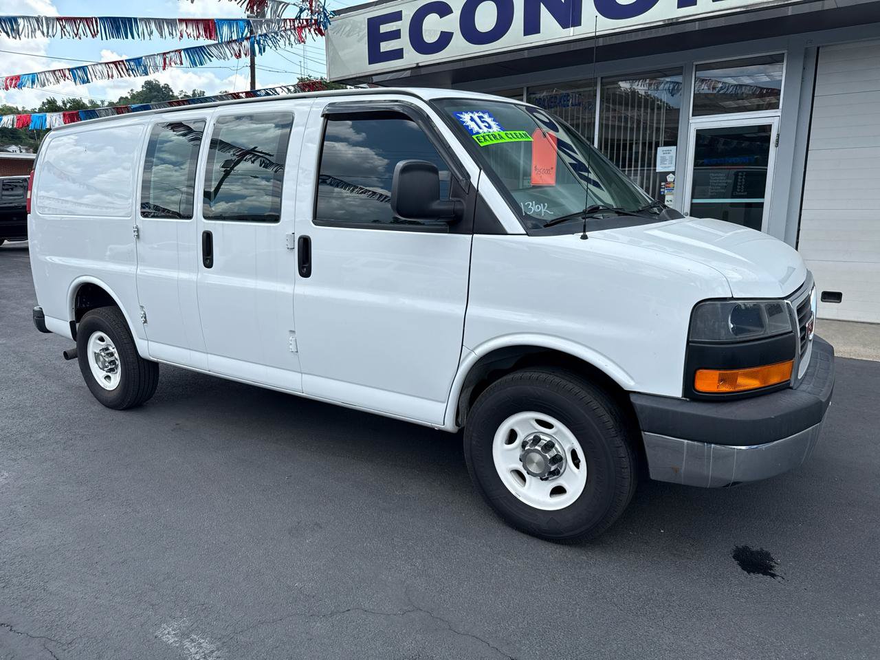 Used 2015 GMC Savana 2500 RWD image 1