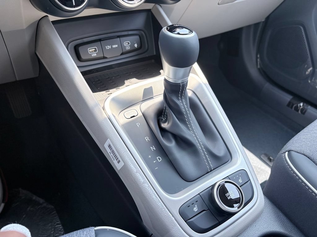 New 2026 Hyundai Venue SEL FWD image 10