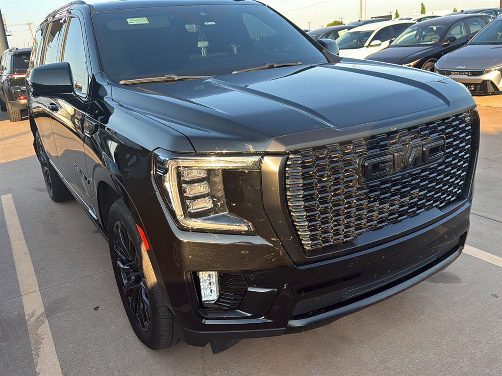 Used 2021 GMC Yukon Denali w/ Denali Premium Package