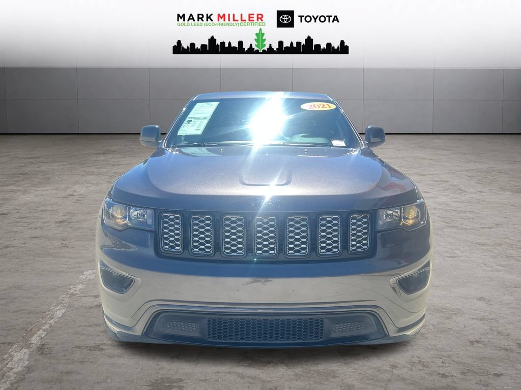 Used 2021 Jeep Grand Cherokee Laredo X AWD/4WD image 9