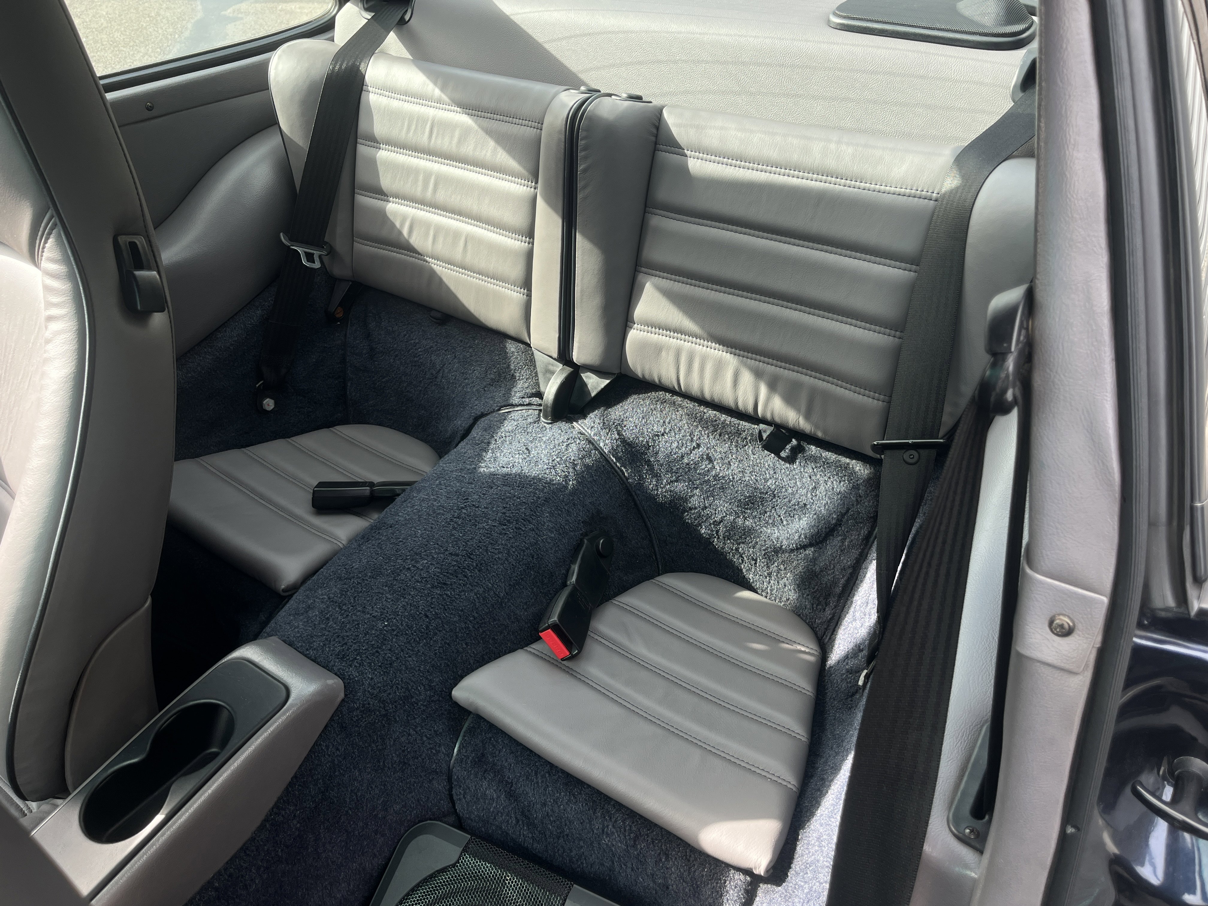 Used 1992 Porsche 911 Carrera image 36