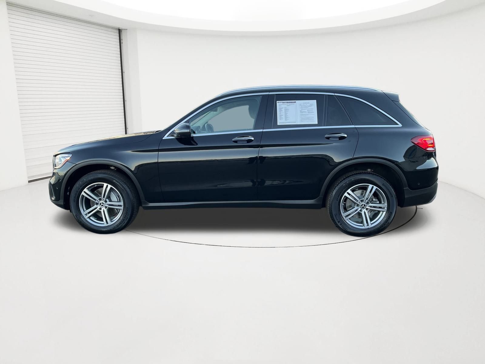 Used 2022 Mercedes-Benz GLC 300 4MATIC image 2