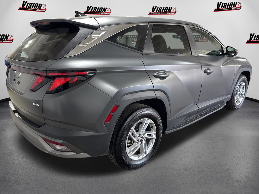Used 2025 Hyundai Tucson SE AWD/4WD image 5