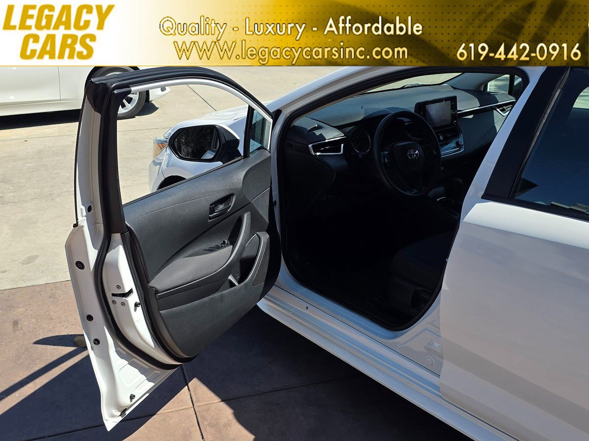 Used 2022 Toyota Corolla LE image 46