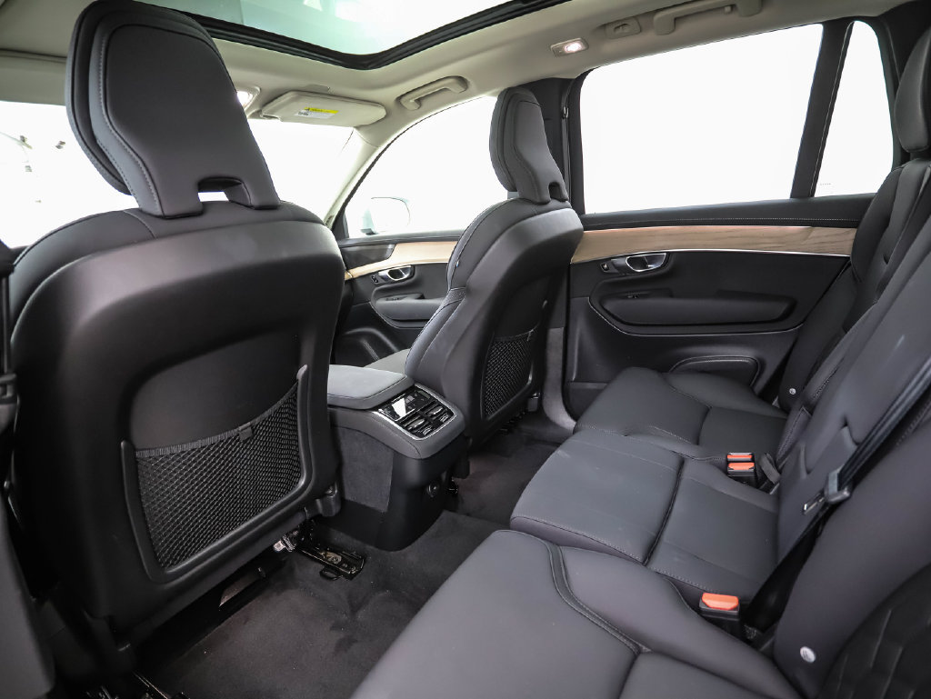 Used 2026 Volvo XC90 B6 Plus AWD/4WD image 20