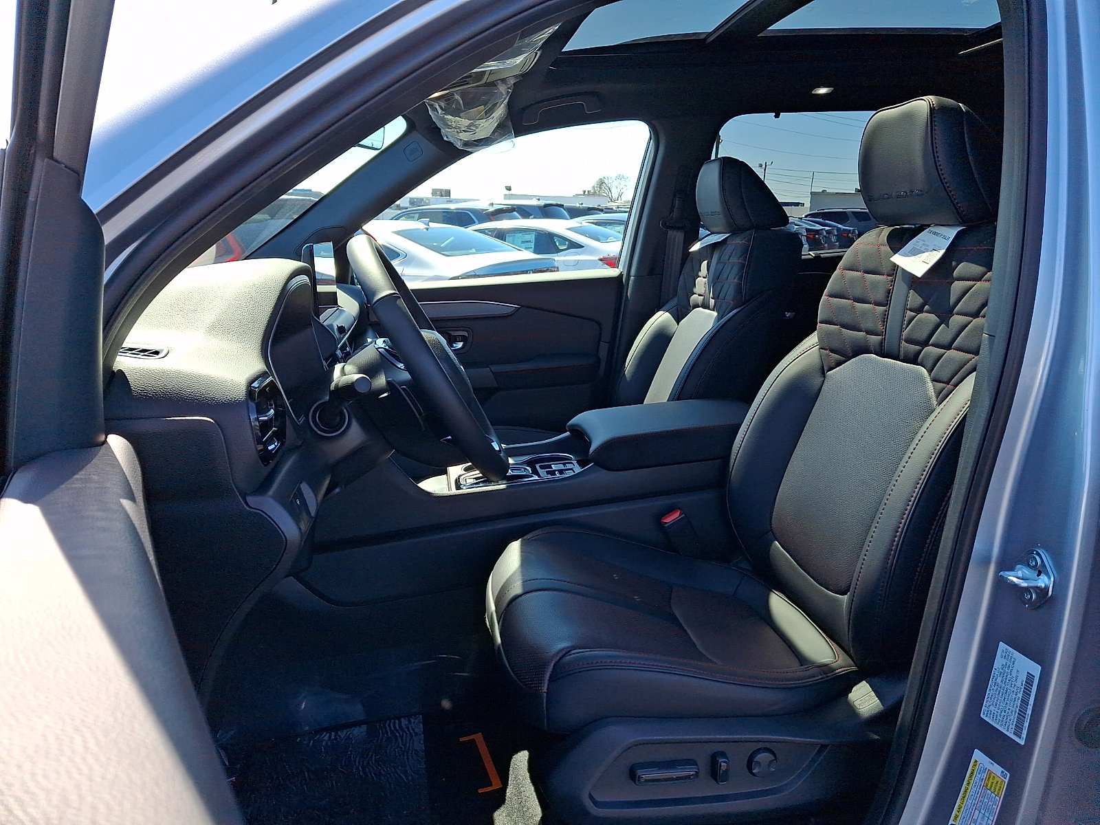 New 2026 Honda Pilot Black Edition image 6