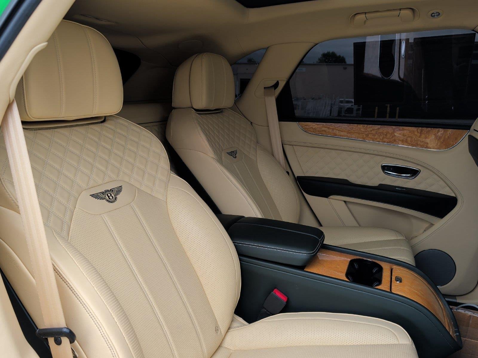 Used 2021 Bentley Bentayga Speed AWD/4WD image 42