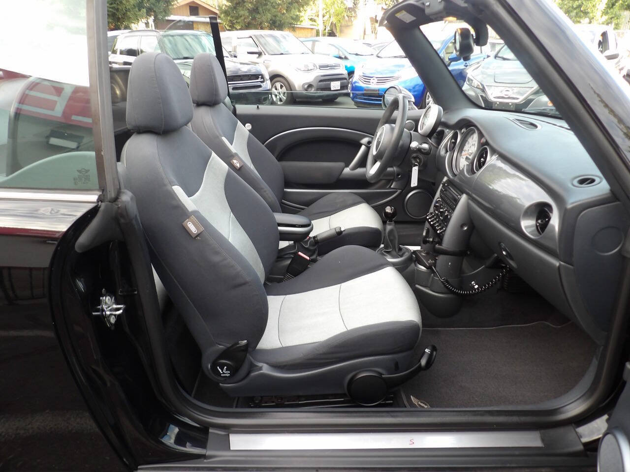 Used 2005 MINI Cooper S FWD image 6