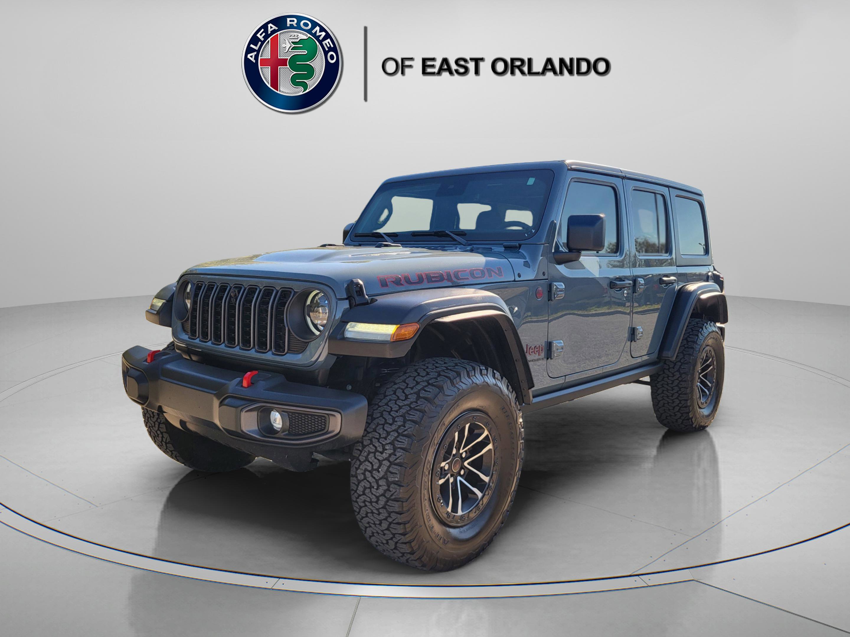 Used 2024 Jeep Wrangler Unlimited Rubicon w/ XTREMEE 35" Tire Package image 4