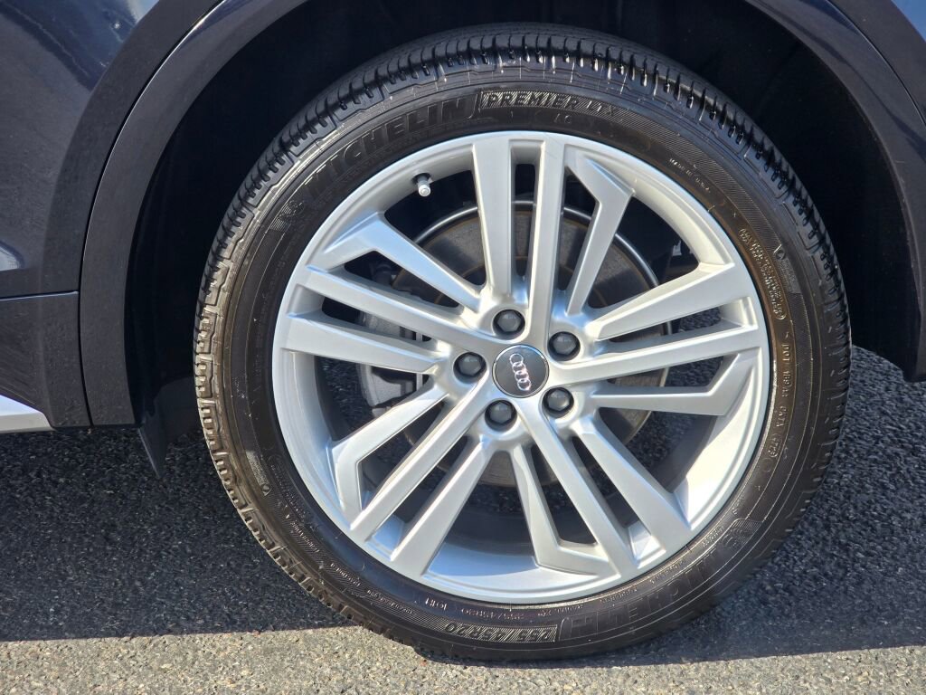 Used 2018 Audi Q5 2.0T Premium Plus w/ Premium Plus Package AWD/4WD image 10