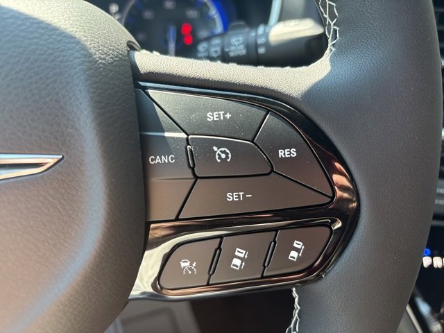 New 2026 Chrysler Pacifica Limited image 22