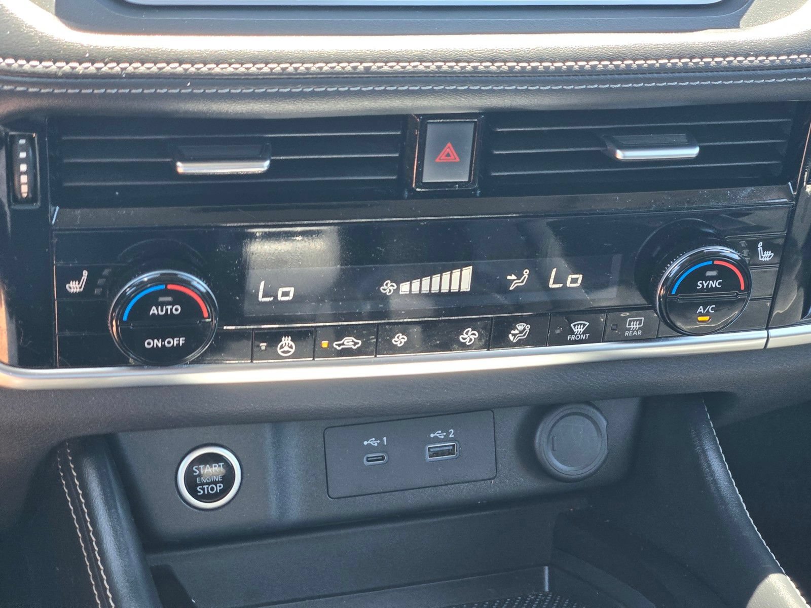 Used 2023 Nissan Rogue SL FWD image 26