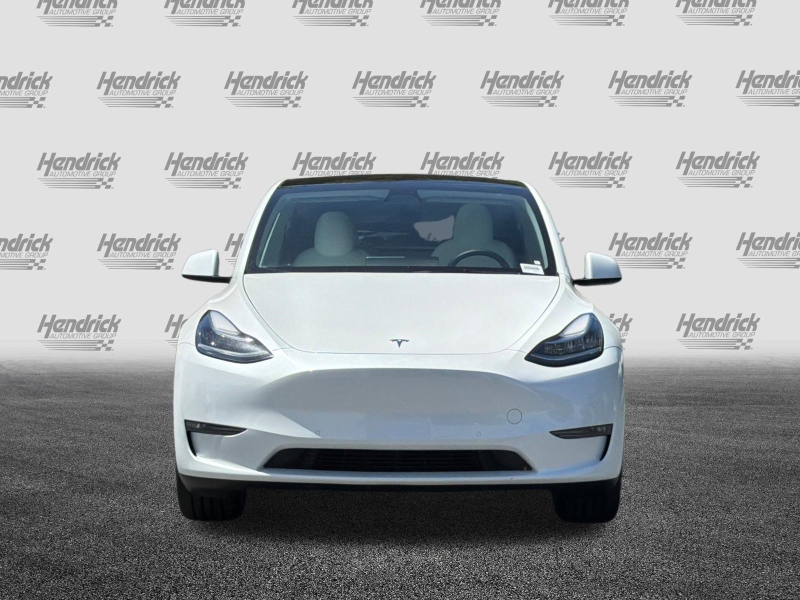 Used 2022 Tesla Model Y Long Range AWD/4WD image 10