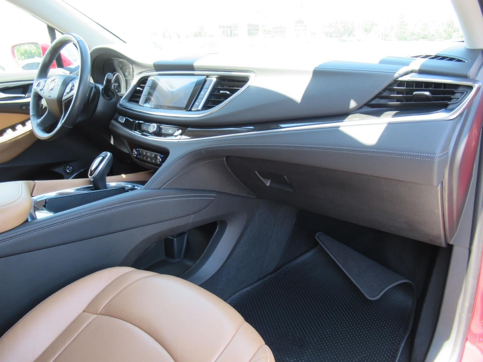Used 2018 Buick Enclave Premium FWD image 9