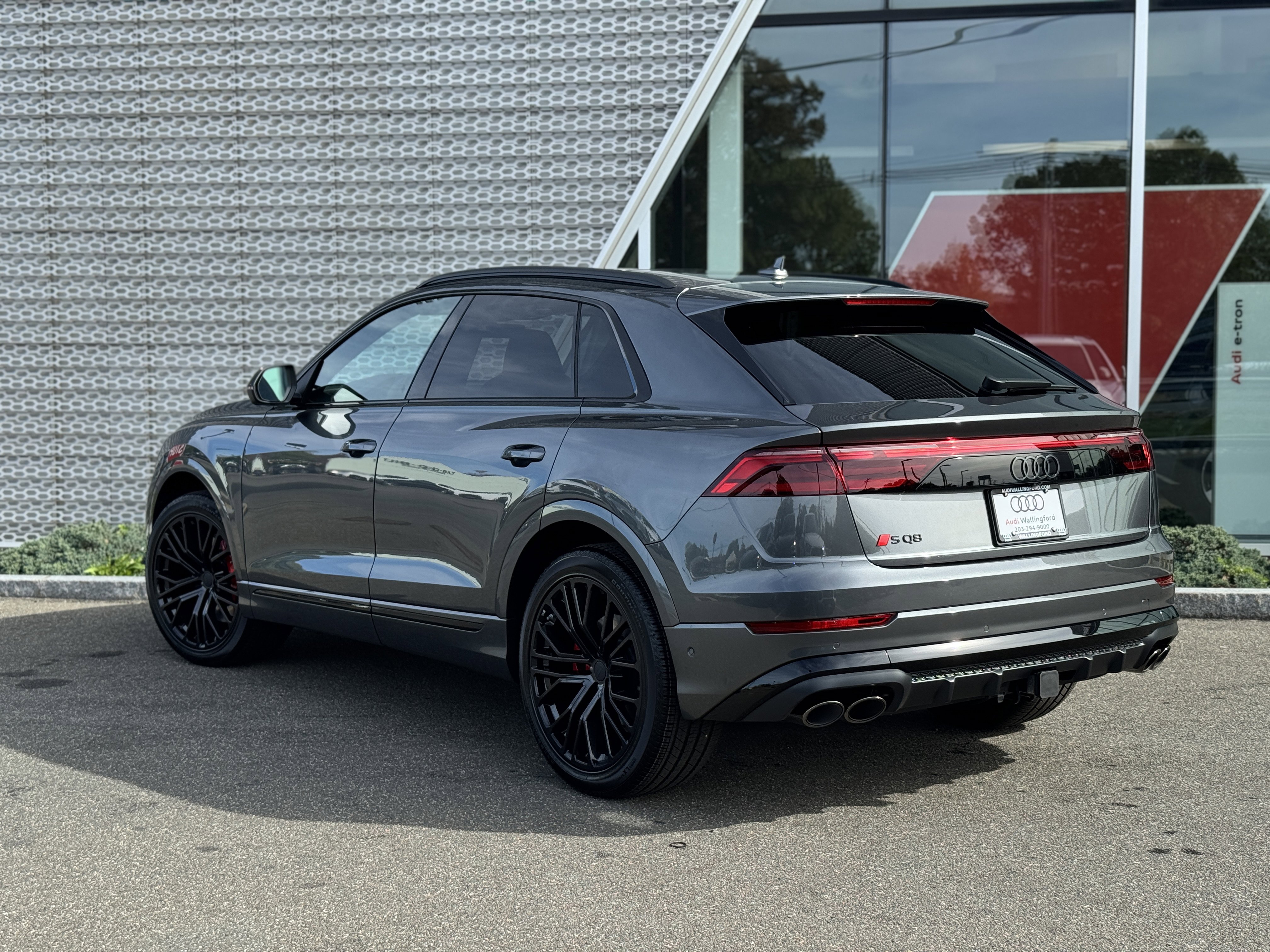 New 2026 Audi SQ8 Premium Plus image 3