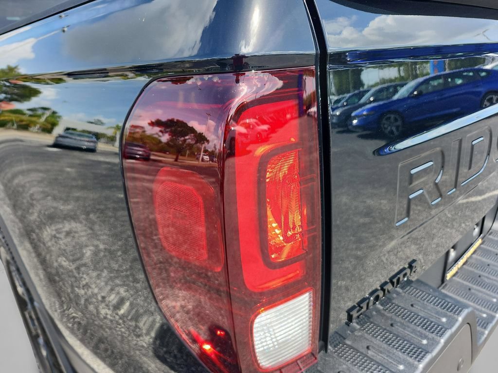 New 2026 Honda Ridgeline Black Edition image 35