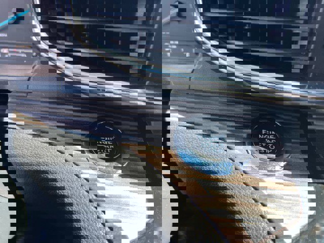 Certified 2023 Ford Explorer Limited w/ Equipment Group 301A image 16