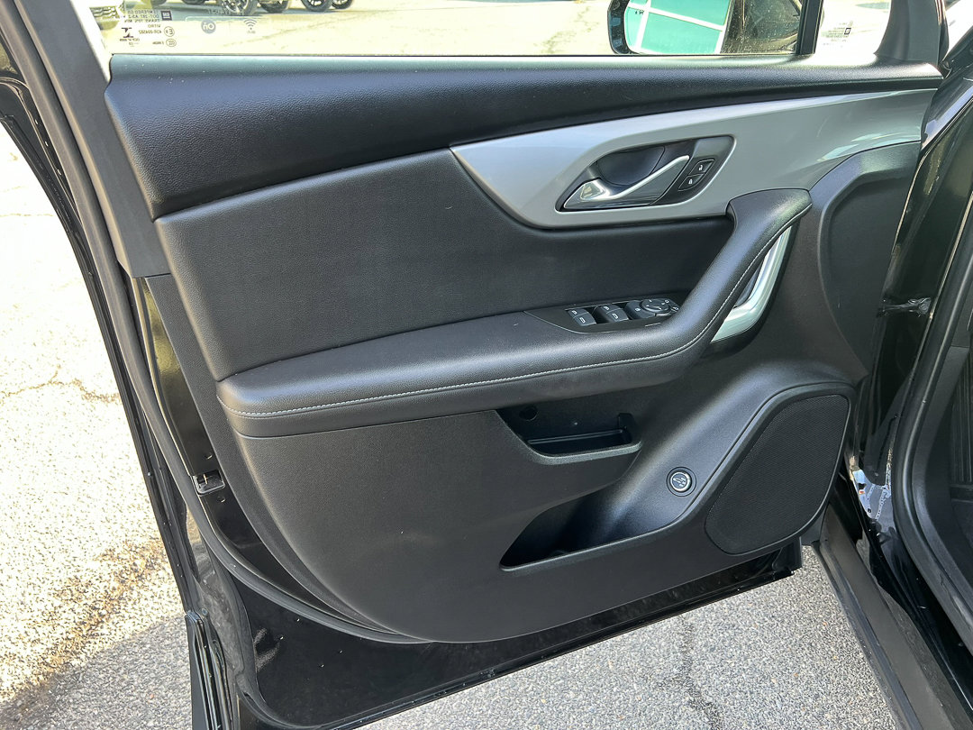 Used 2020 Chevrolet Blazer LT image 12