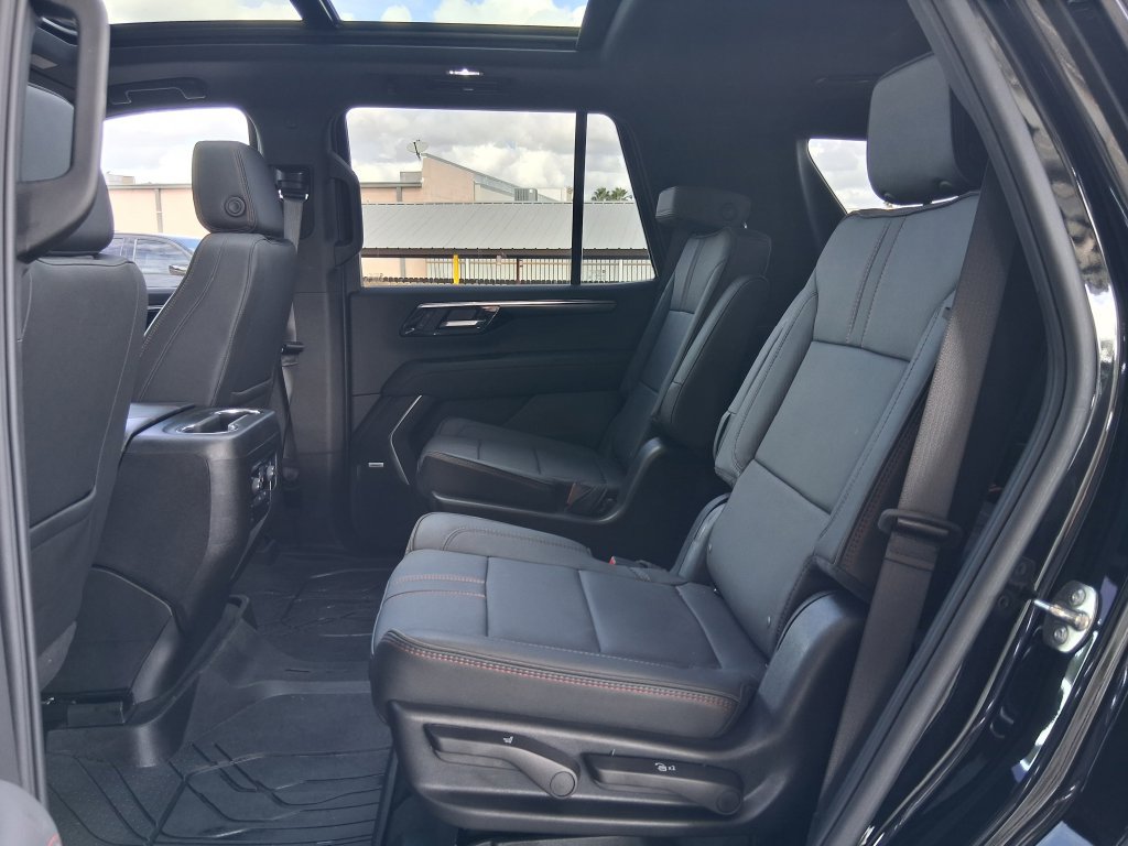 Used 2026 Chevrolet Tahoe RST w/ RST Capability Package AWD/4WD image 25