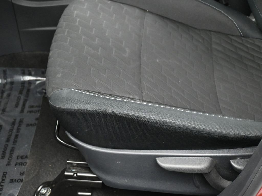 Used 2023 Nissan Kicks SV image 15