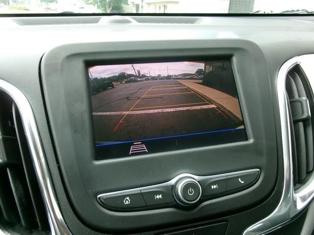 Used 2020 Chevrolet Equinox LS FWD image 11
