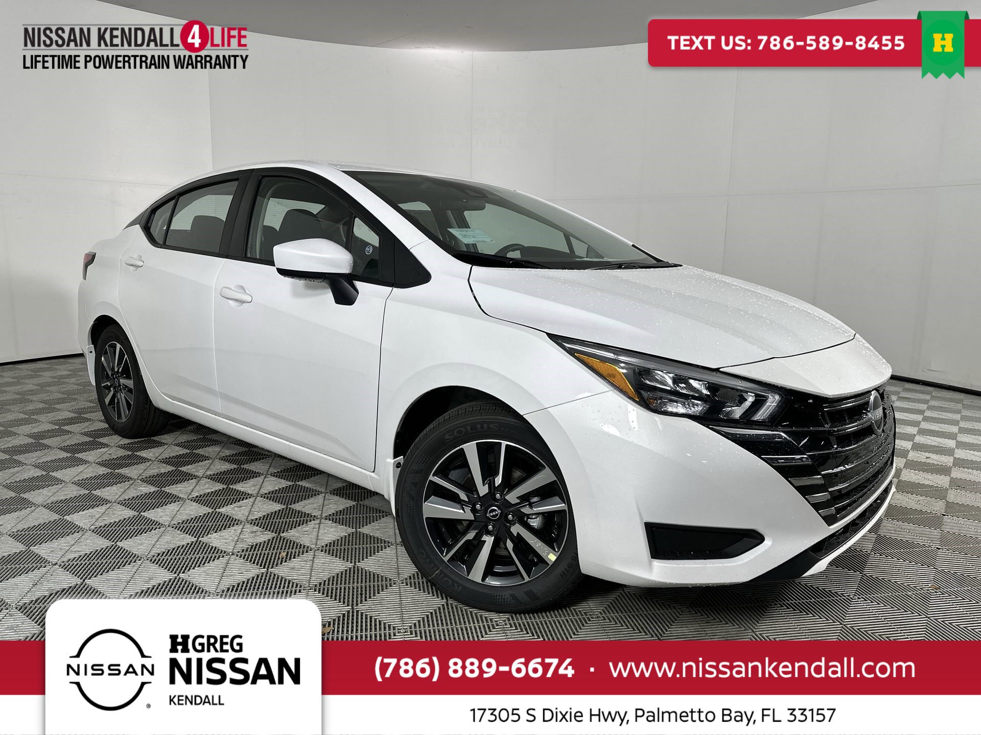 New 2025 Nissan Versa SV