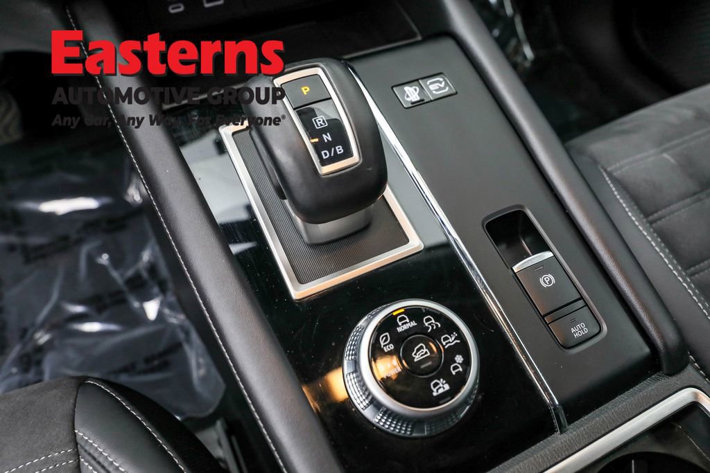 Used 2023 Mitsubishi Outlander SE image 20