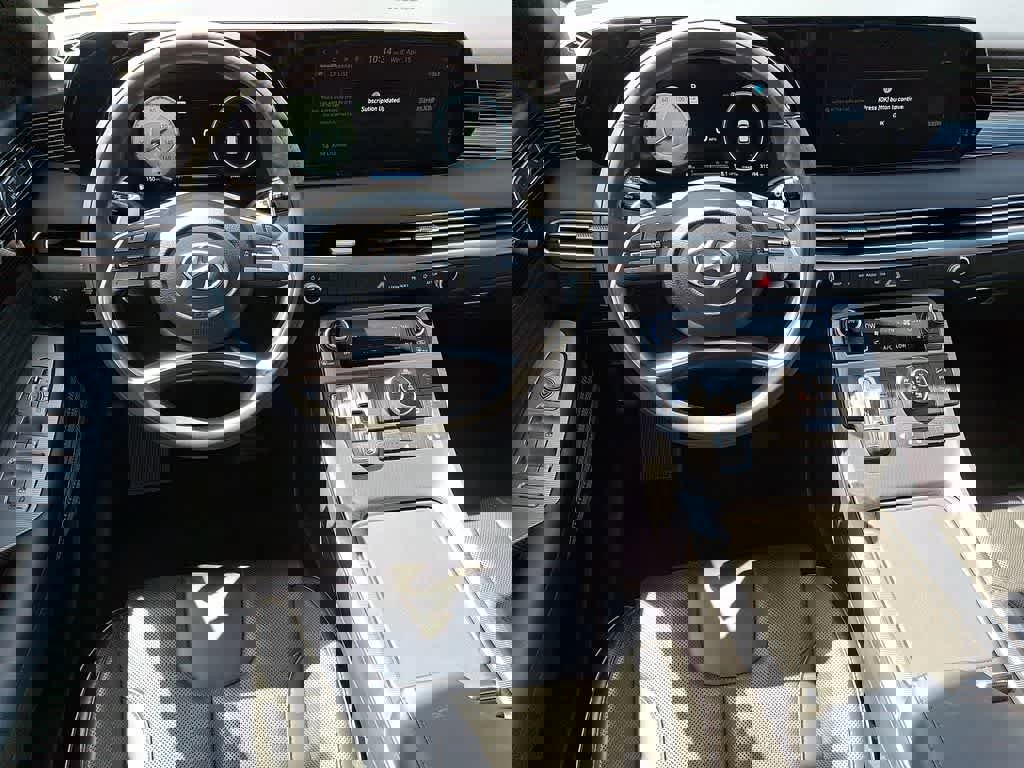 Used 2024 Hyundai Palisade Calligraphy image 12