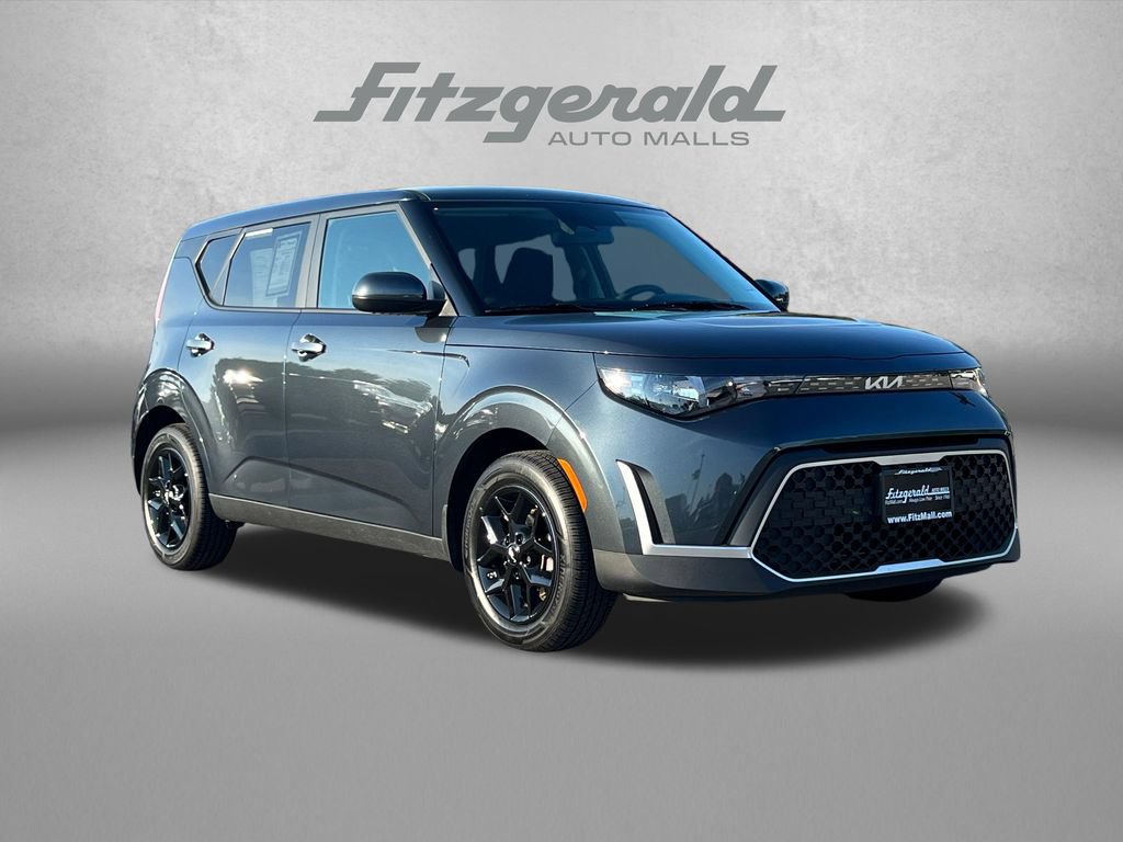 Used 2025 Kia Soul LX w/ LX Technology Package
