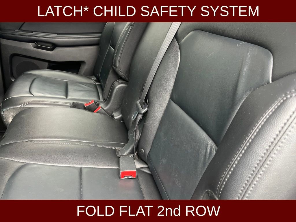 Used 2017 Ford Explorer XLT w/ Equipment Group 202A image 23