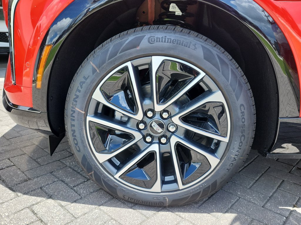 New 2027 Cadillac Optiq Premium Sport AWD/4WD image 33