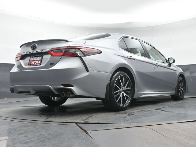 Certified 2023 Toyota Camry SE FWD image 32